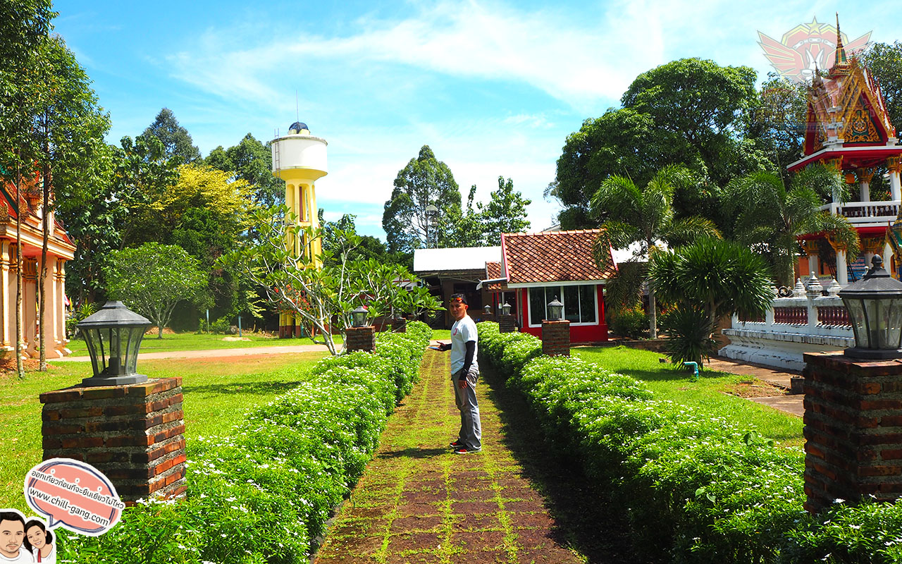 บริเวณวัดตะปอนใหญ่ วัดสวยในจังหวัดจันทบุรี