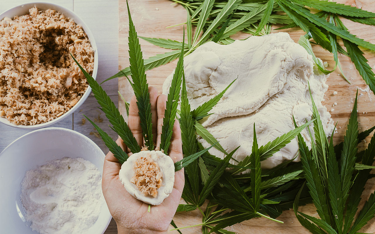 อาหารจากใบกัญชง